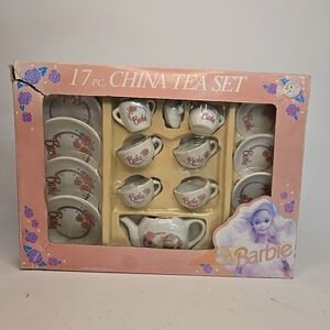 Barbie 16 Piece China Dinner Set 1989 Chilton-Globe Inc.‎  Damage To Box